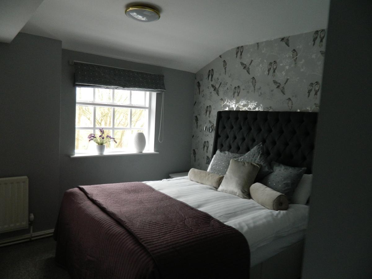 The Old Mill Hotel Alsager Luaran gambar