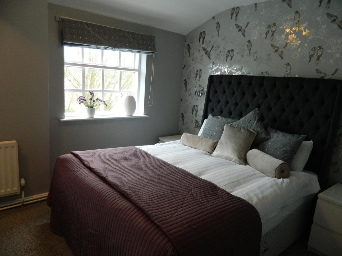 The Old Mill Hotel Alsager Luaran gambar